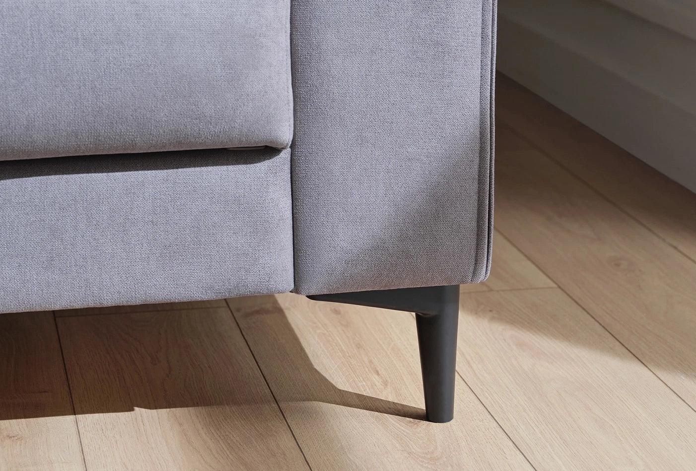 Двуместен диван Briza