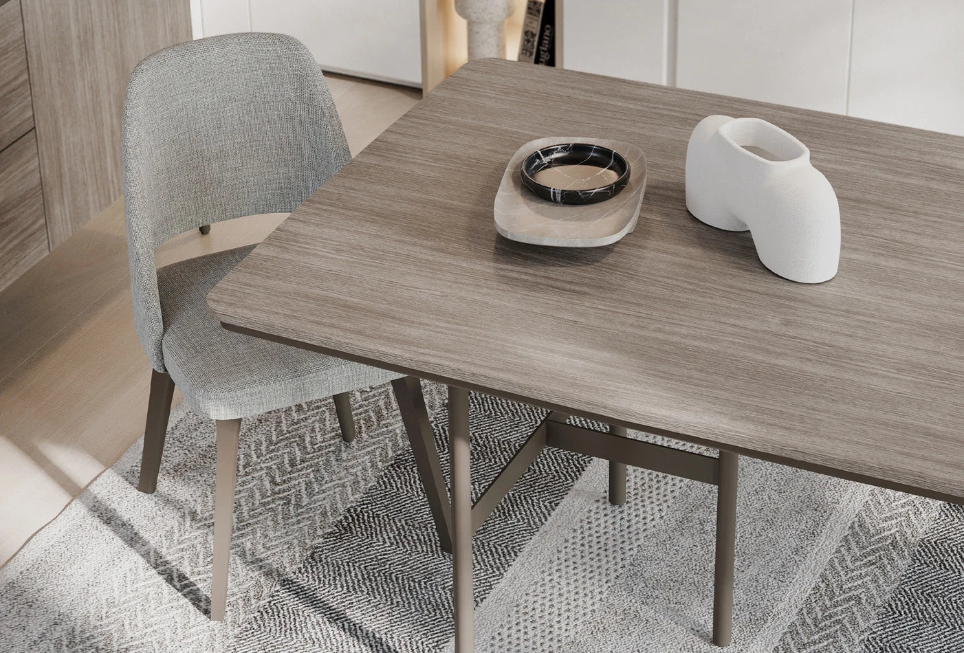 Трапезен стол Varena