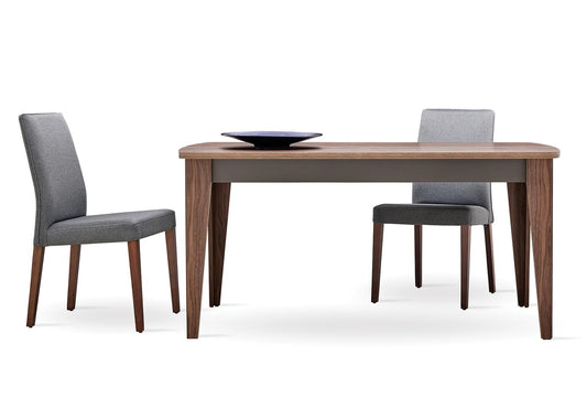 Трапезна маса